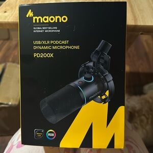 Maono USB/XLR Podcast Dynamic Microphone